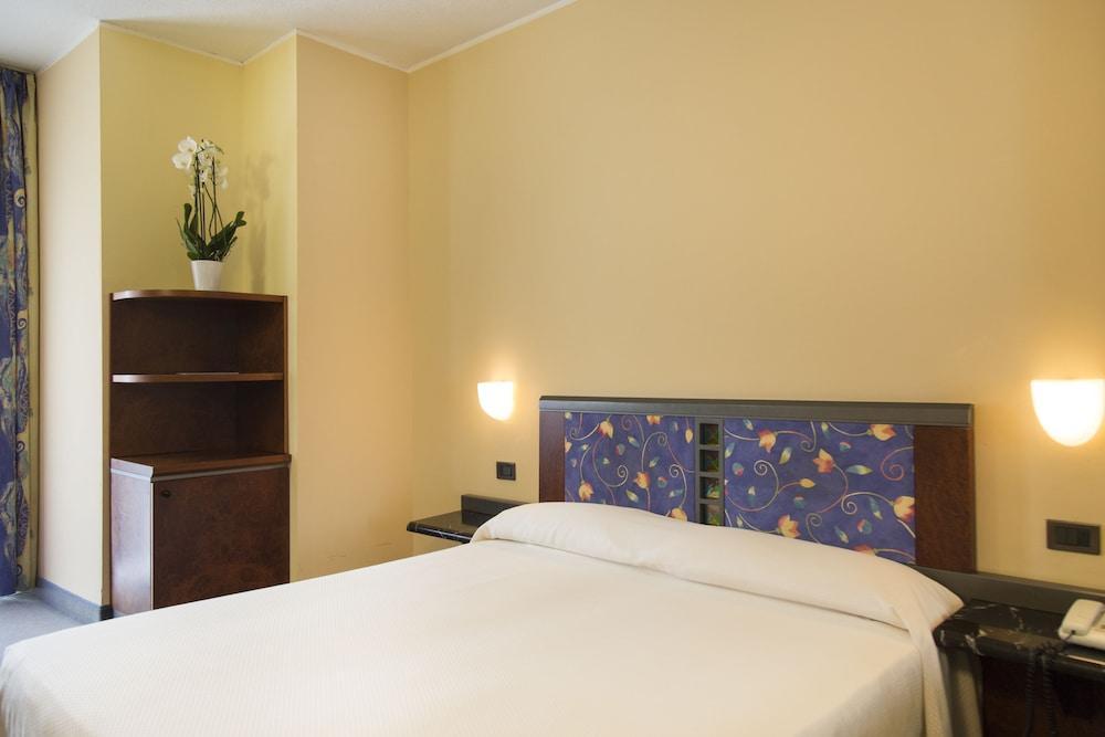 Hotel Royal Village Limone sul Garda