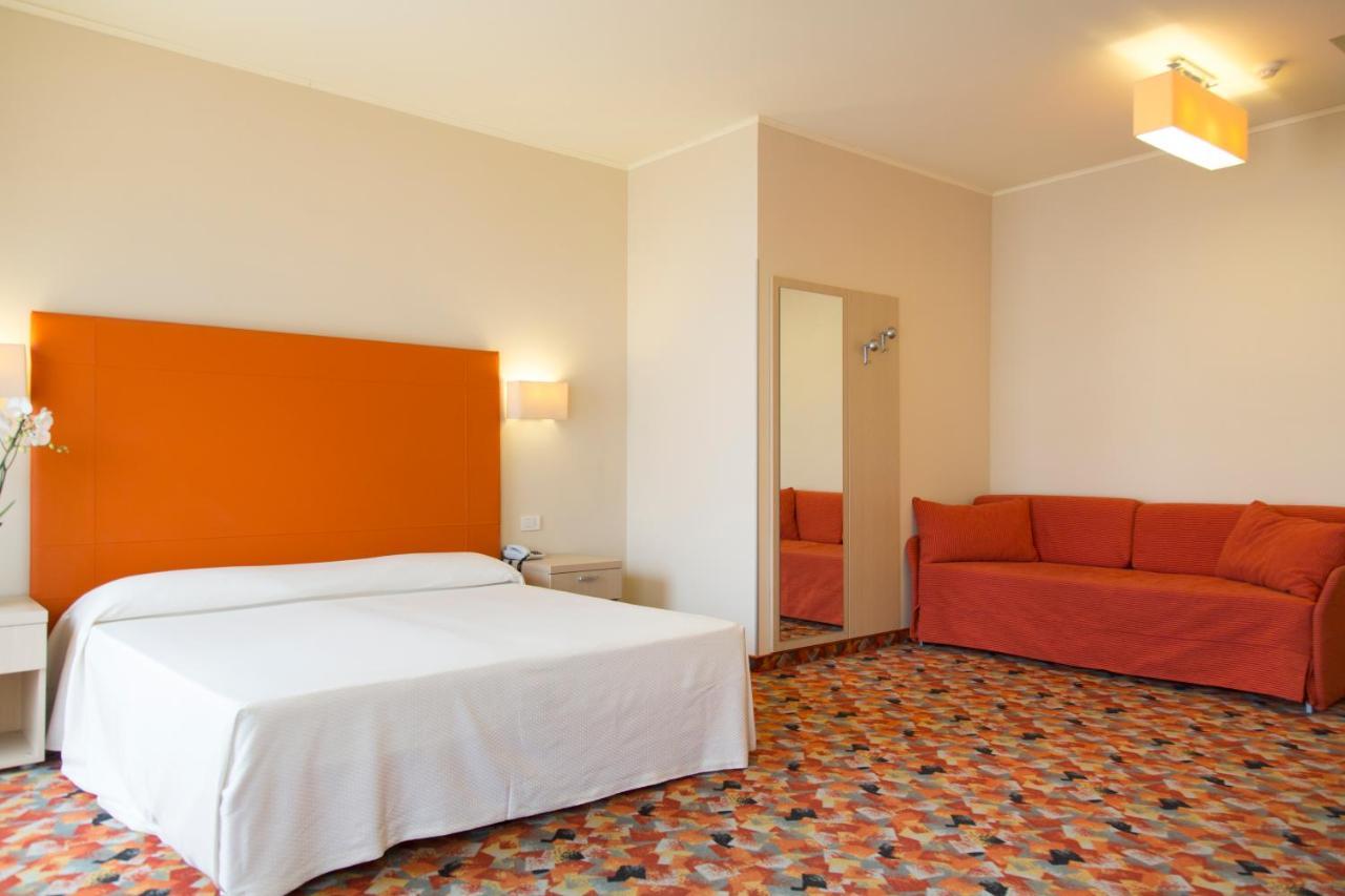 Hotel Royal Village 4*