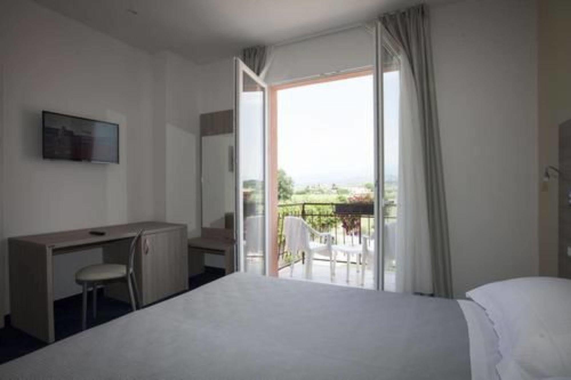 Hotel Royal Village Limone sul Garda