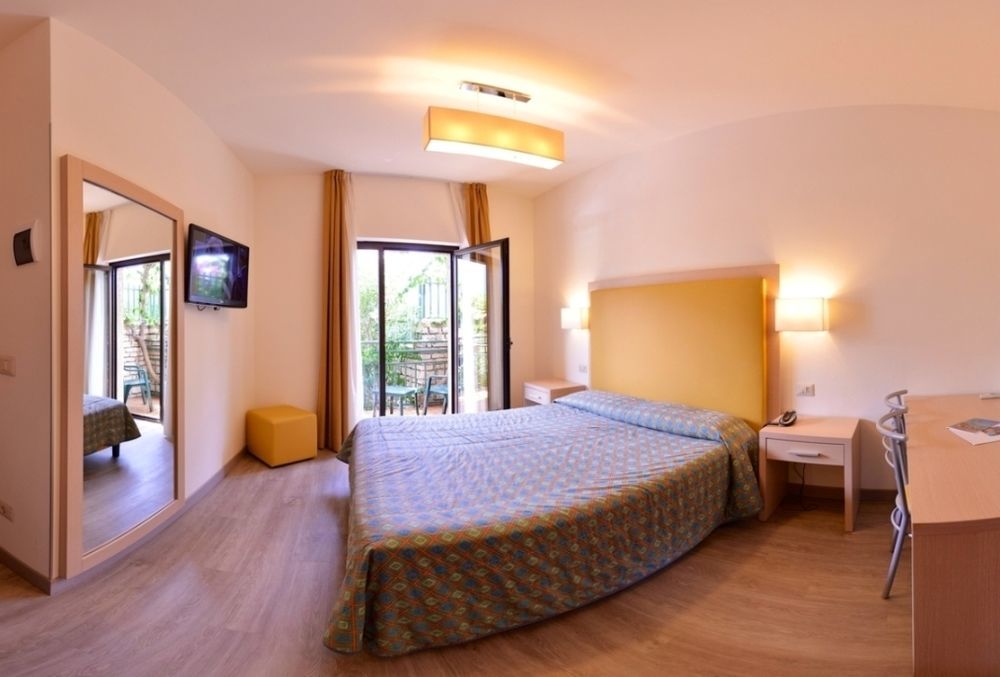 Hotel Royal Village 4*