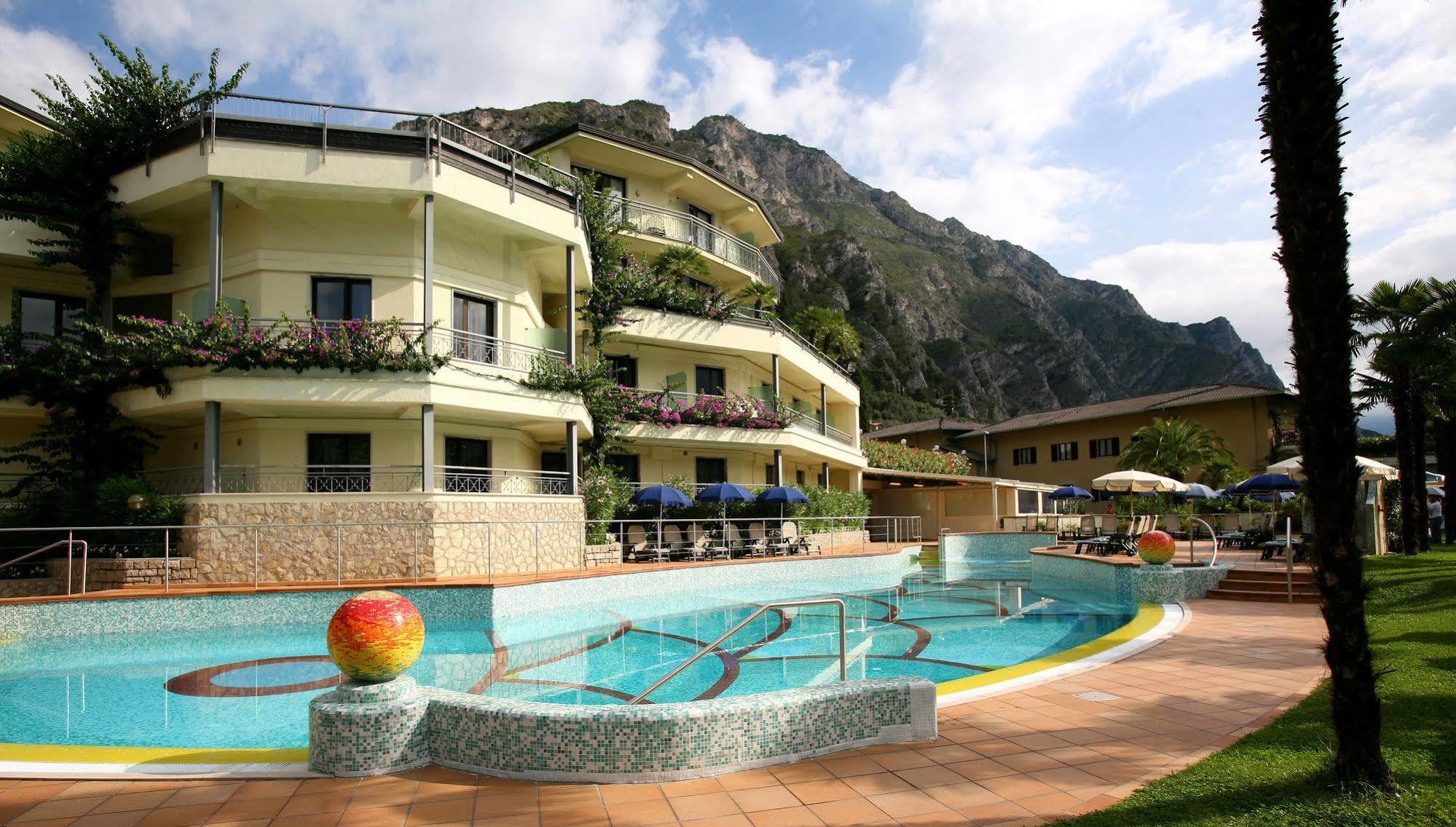 Hotel Royal Village Limone sul Garda